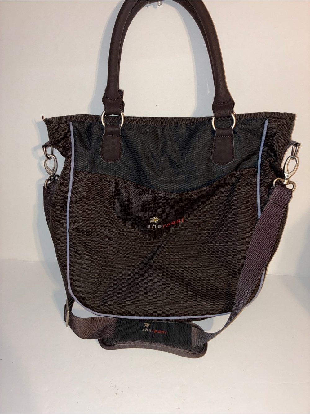 Sherpani , Sojourn Travel Bag, Dark Dark Brown, Removeable Shoulder Strap